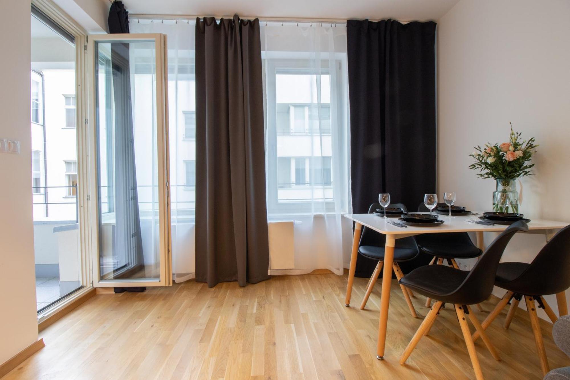Krakovska Cr Apartments براغ المظهر الخارجي الصورة