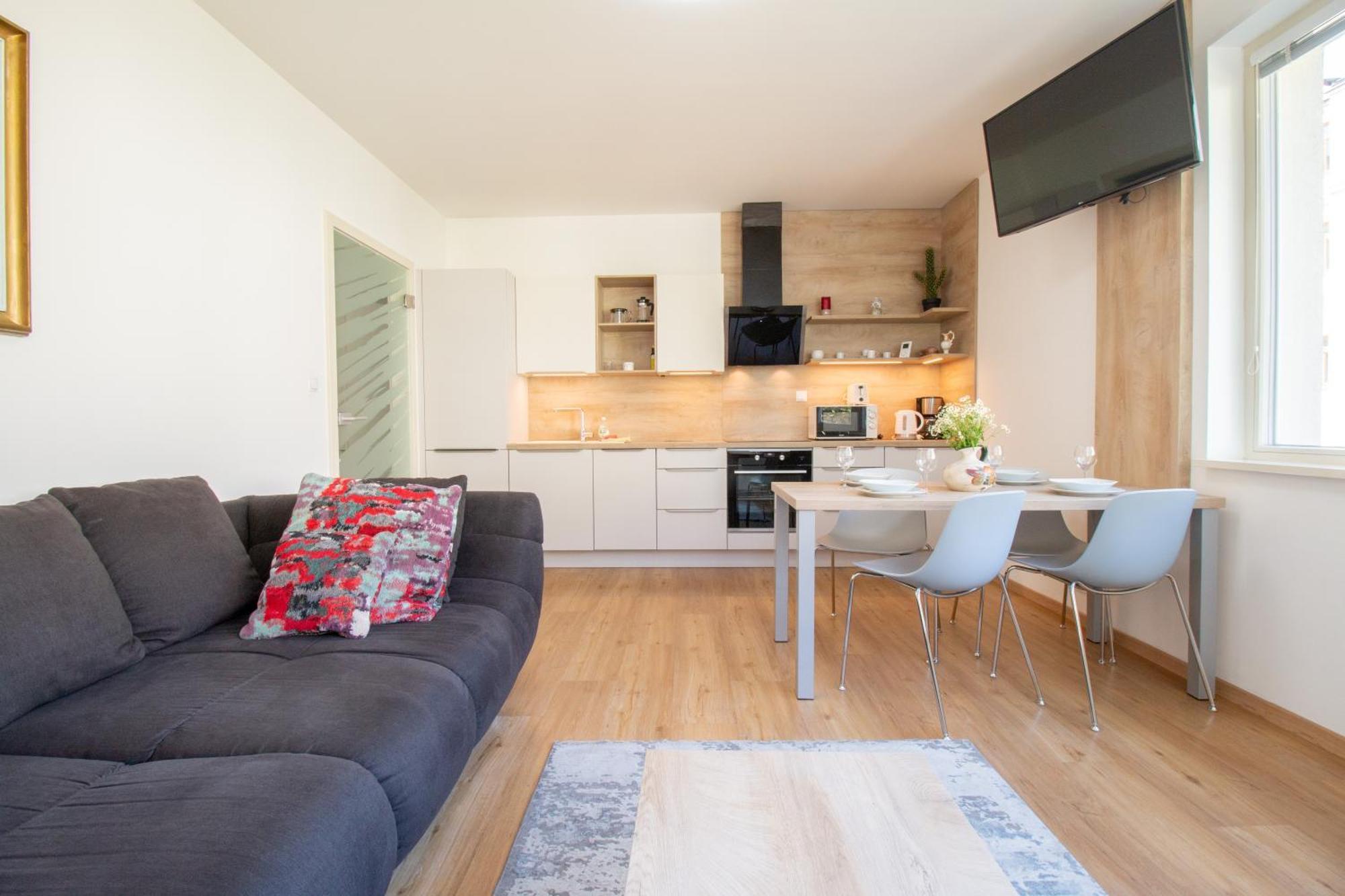 Krakovska Cr Apartments براغ المظهر الخارجي الصورة