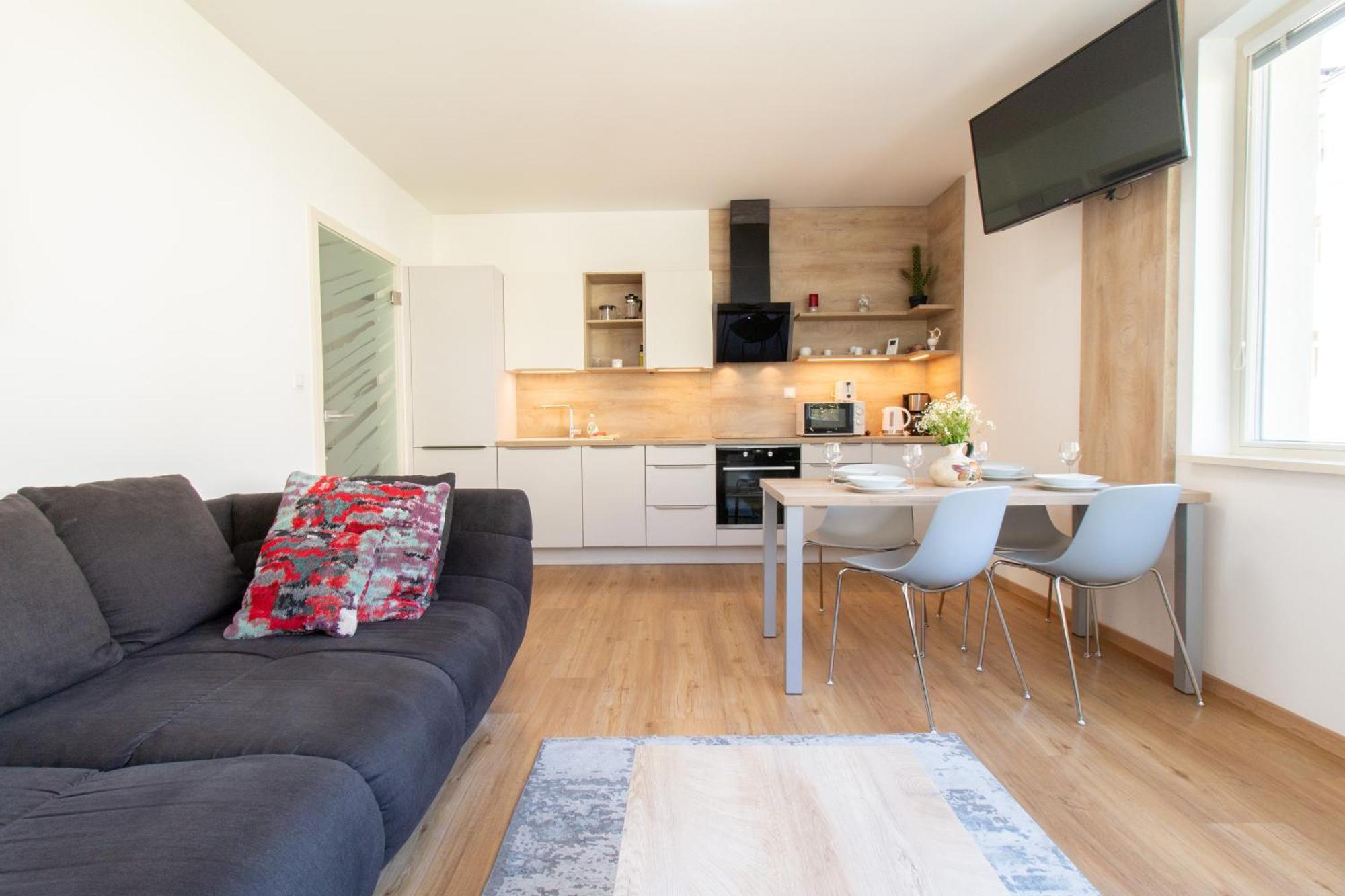 Krakovska Cr Apartments براغ المظهر الخارجي الصورة