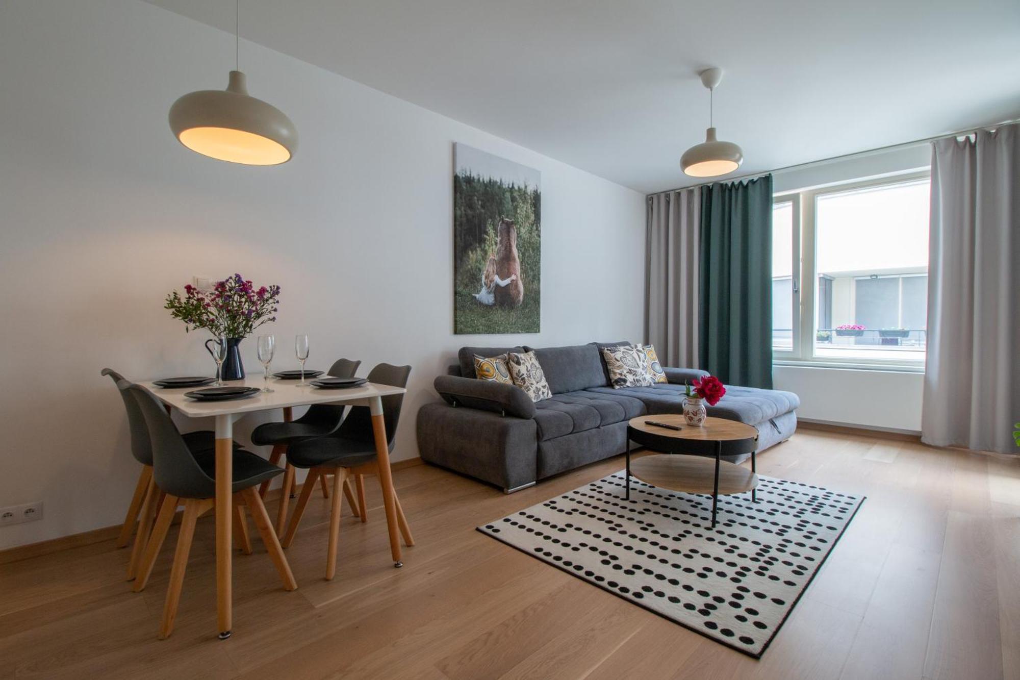 Krakovska Cr Apartments براغ المظهر الخارجي الصورة