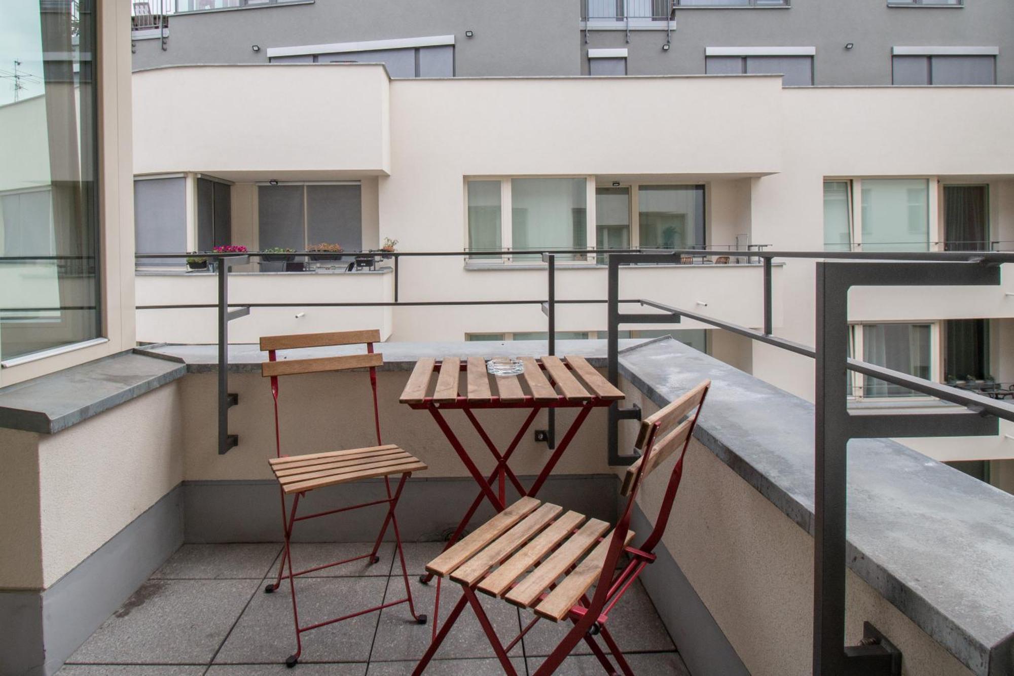 Krakovska Cr Apartments براغ المظهر الخارجي الصورة