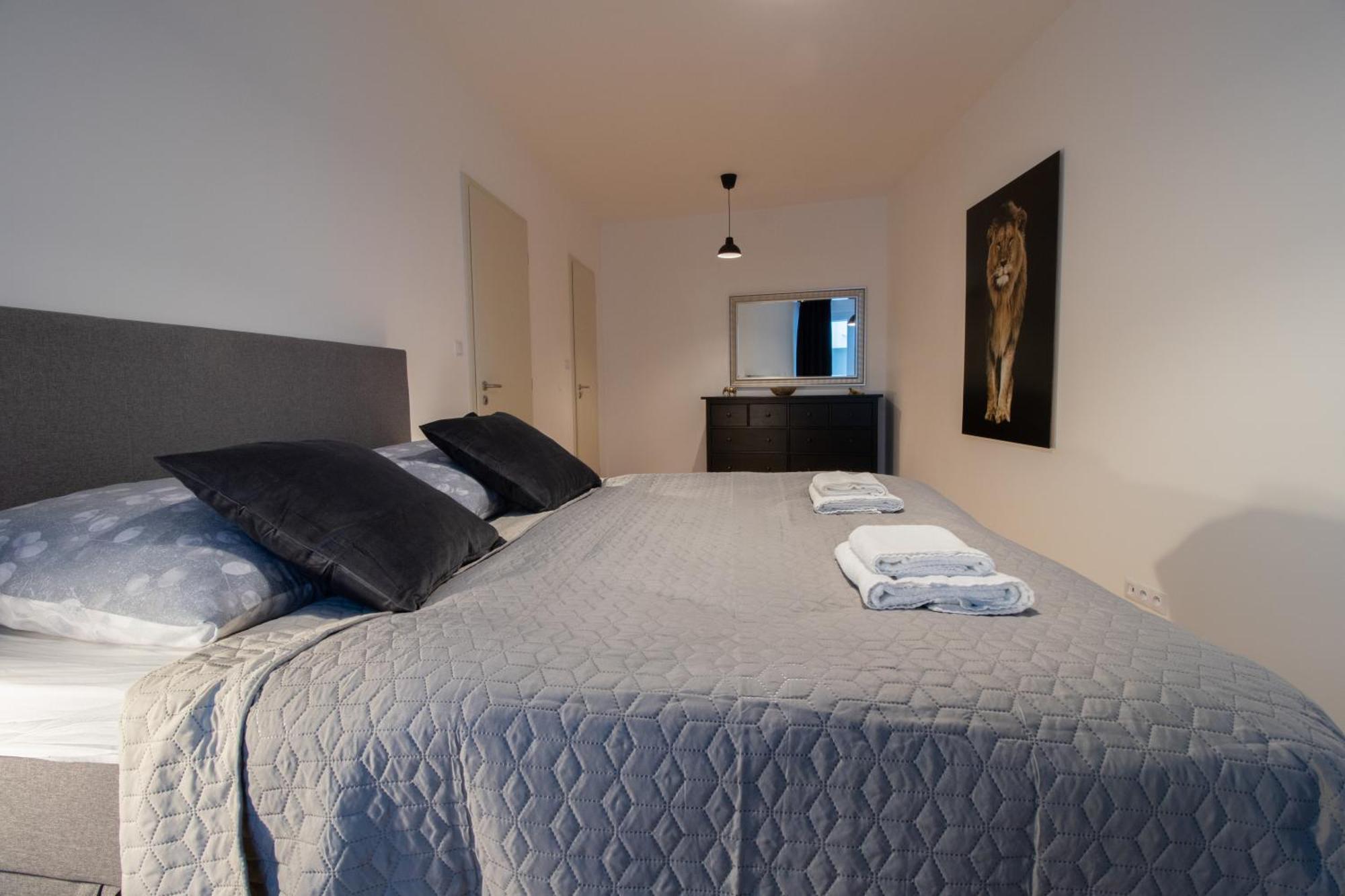 Krakovska Cr Apartments براغ الغرفة الصورة