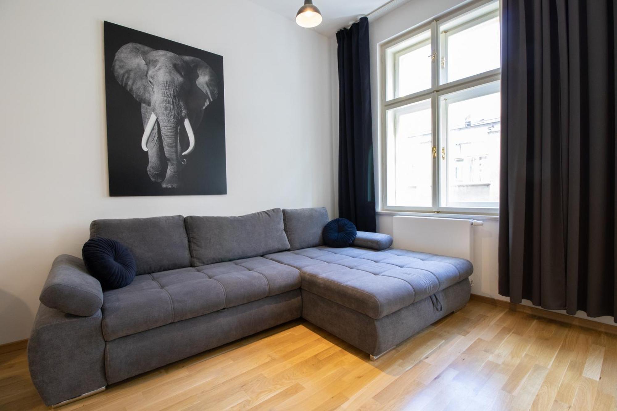 Krakovska Cr Apartments براغ الغرفة الصورة